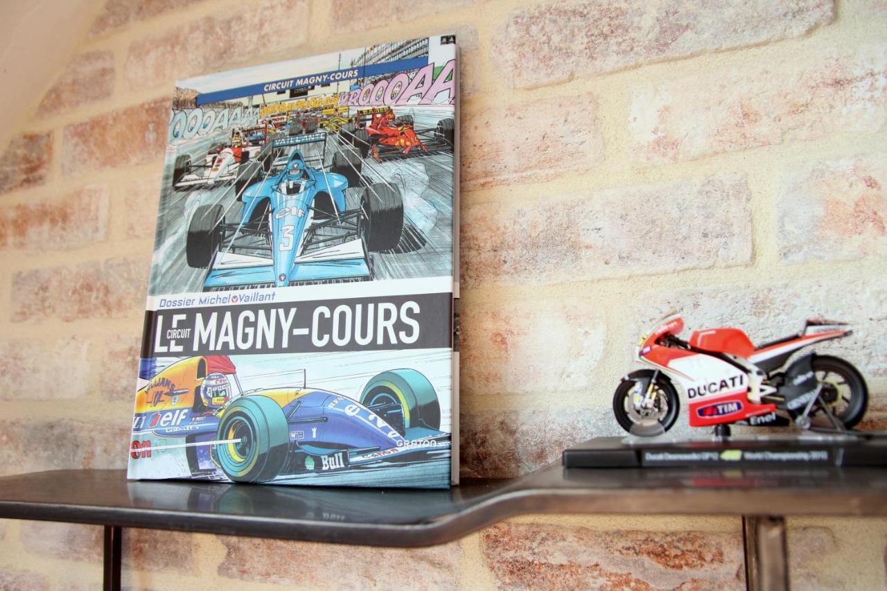 Le Circuit - Tout Simplement: Confort! Cosne-sur-Loire Exteriör bild